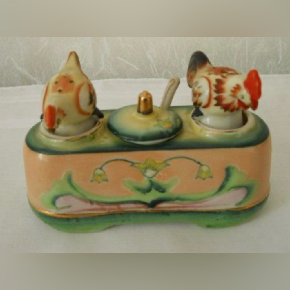 VTG Chicken and Rooster Nodder Salt and Pepper Shakers, Mustard Pot, Lid & Spoon